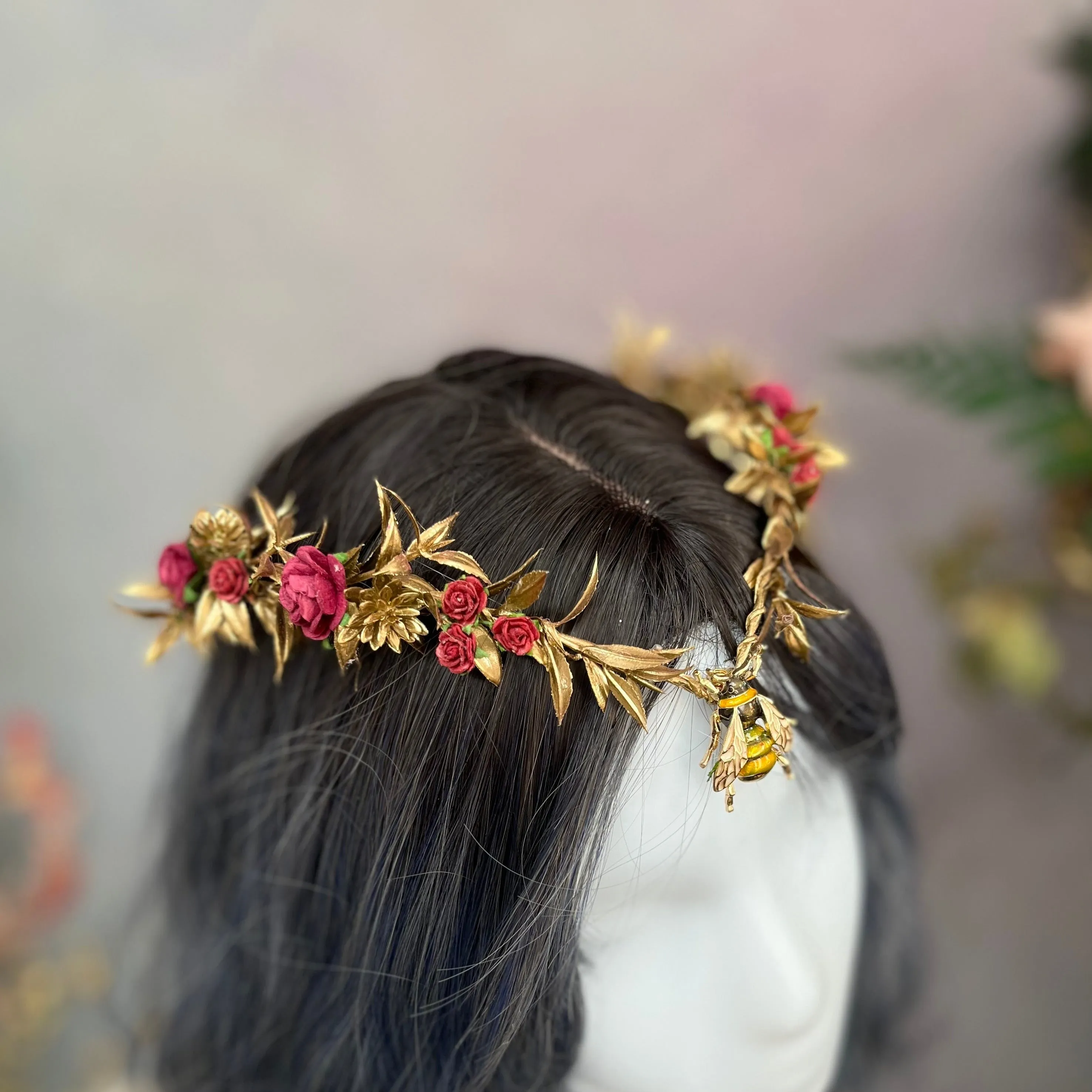 Flower elven tiara with a bee