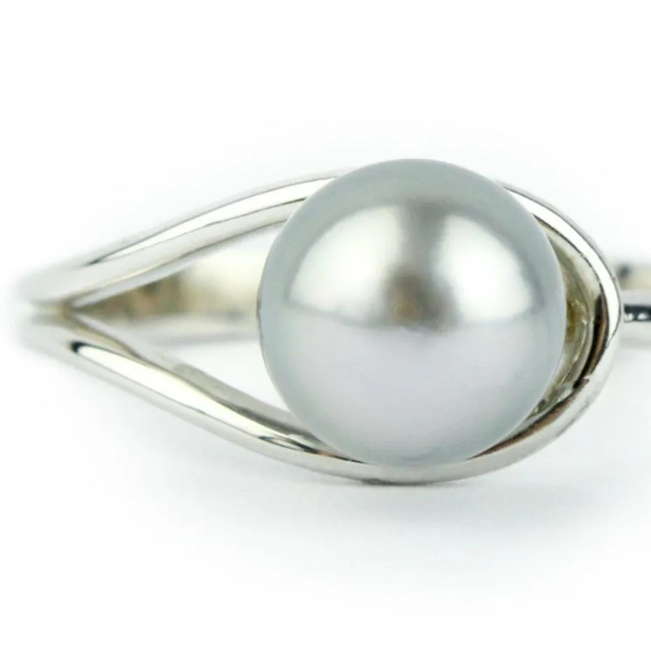 Light Silvery Blue Tahitian Pearl Teardrop Ring