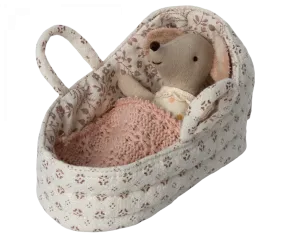 Quilted Carry Cot Baby Mouse